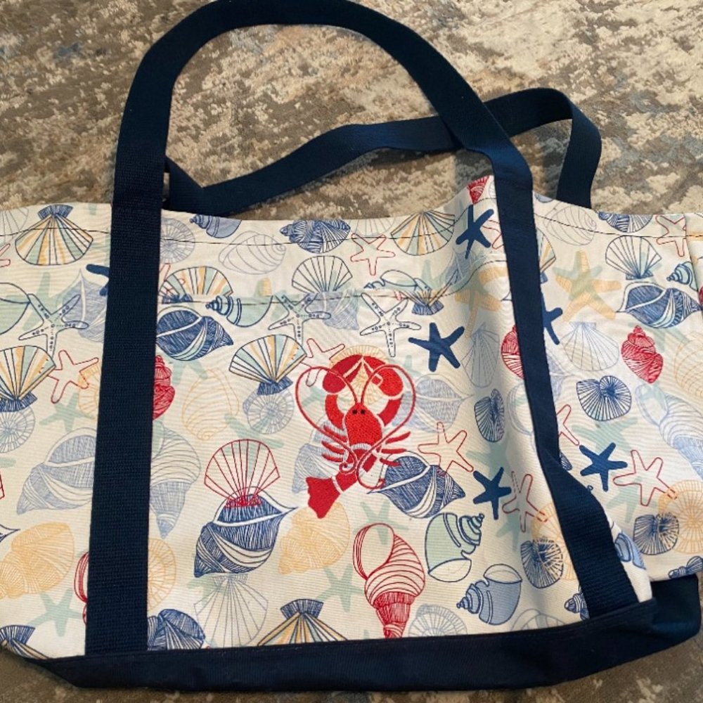 Thirty-one Carry All with lobster embroidery